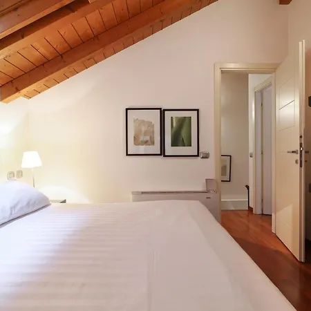 Nenè-Il Vicolo Apartments&Rooms-3