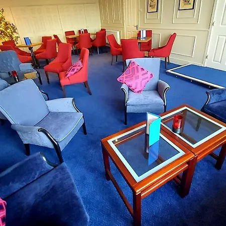 Kingsway Hotel.-2