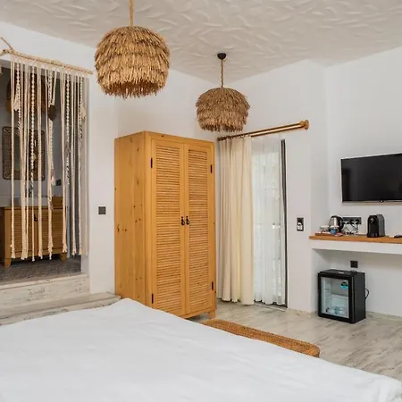 Salonika Suites-3