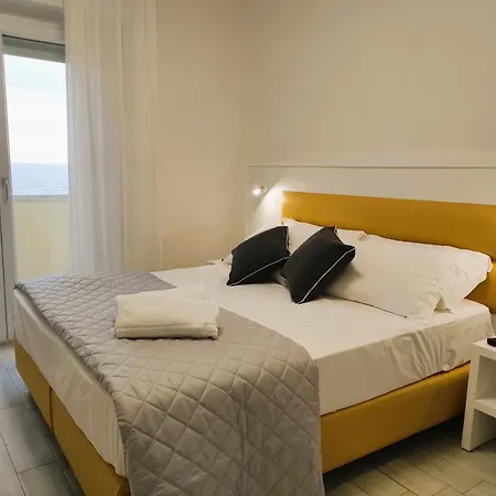 Hotel Gran San Bernardo - RICCIONE - FRONTE MARE CON RISTORANTE-2
