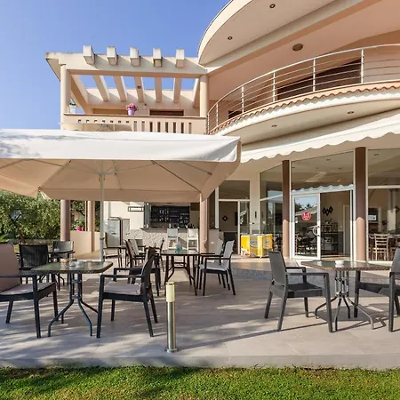 Chrisa Hotel-2