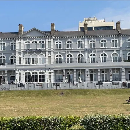 Royal Grosvenor Hotel-2