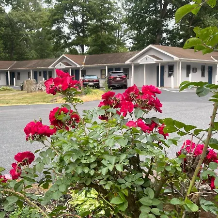 Pennswoods Inn-2