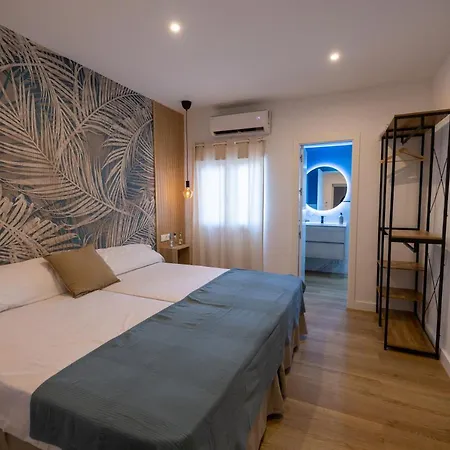 Hostal Royal Bliss-3