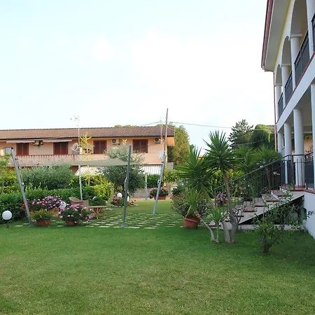 Larus Hotel-3