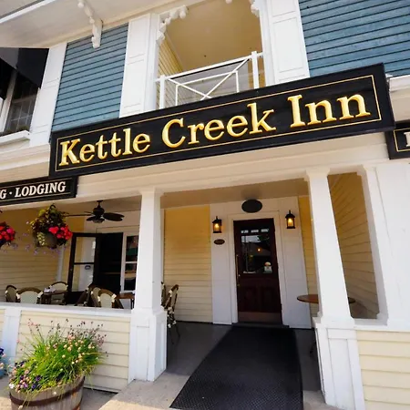 Kettle Creek Inn-3