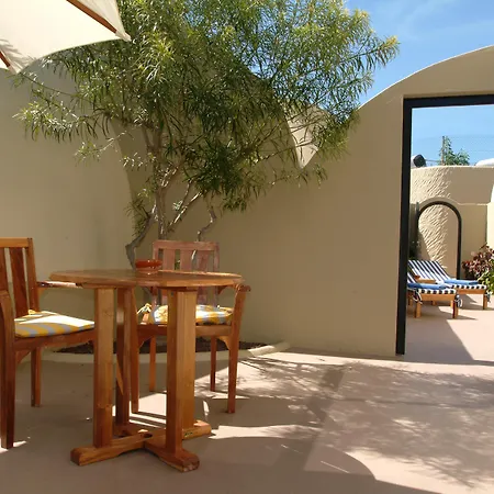 Hotel Livvo Risco Del Gato Suites-2