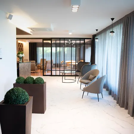 Hotel Avenida-3