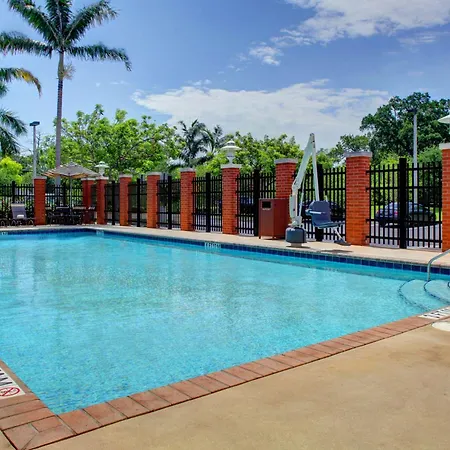 Hyatt Place Fort Lauderdale Airport/Cruise Port-2