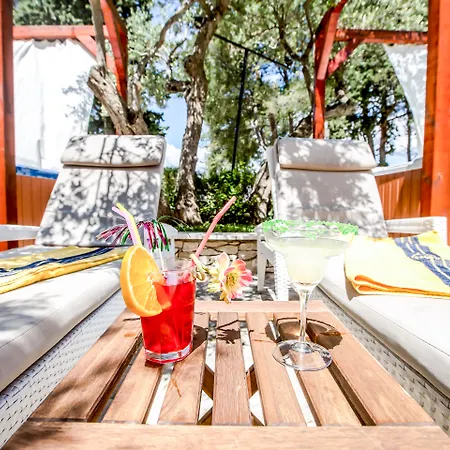 Hotel Villa Adriatica - Adults Only-3
