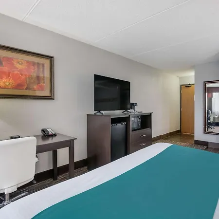 Best Western Waukesha Grand-3