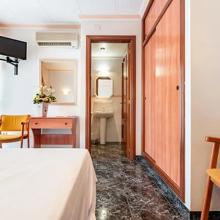 Hotel Canada By Dynamic Hotels-2