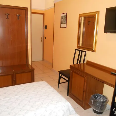 Hotel Salus-2