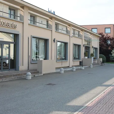 Mh Hotel Piacenza Fiera-2