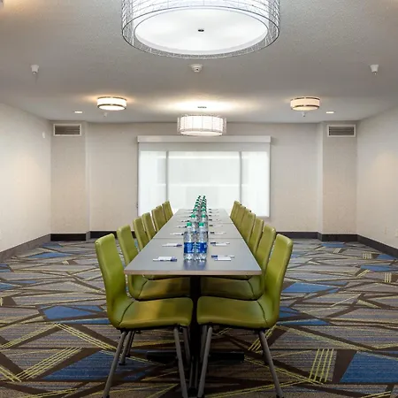 Holiday Inn Express & Suites Milton East I-10 By Ihg-3