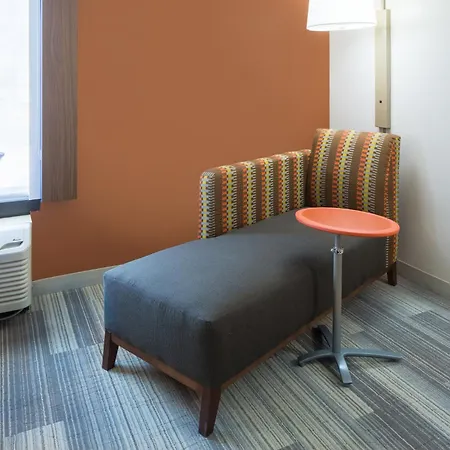 Holiday Inn Express Cedar Rapids - Collins Road By Ihg-3