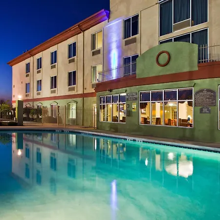 Holiday Inn Express Hotel & Suites Live Oak By Ihg-2