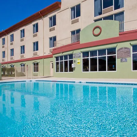 Holiday Inn Express Hotel & Suites Live Oak By Ihg-3