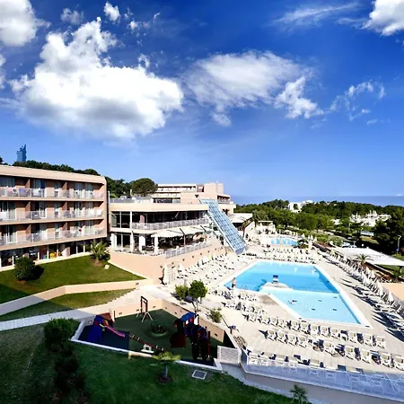 Hotel Molindrio Plava Laguna-3