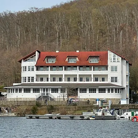 Terrassenhotel Edertal-2