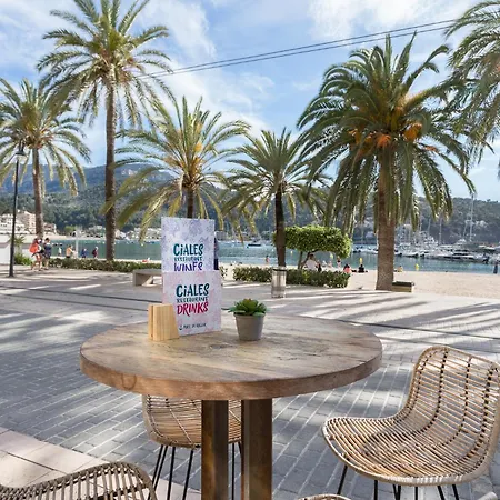 Fergus Style Soller Beach-2
