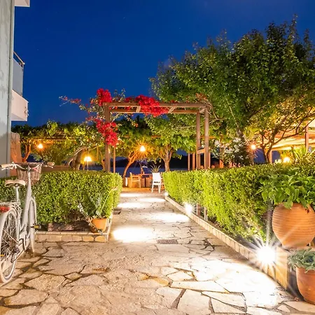 Armeno Beach Hotel-2