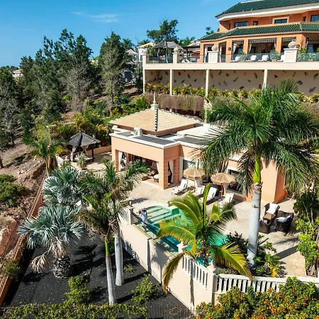 Royal Garden Villas, Luxury Hotel-3