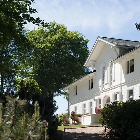Hotel Weißes Schloß-2