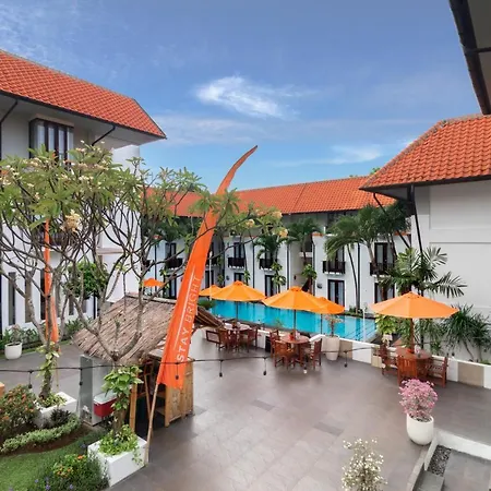 Harris Hotel Kuta Tuban Bali-3