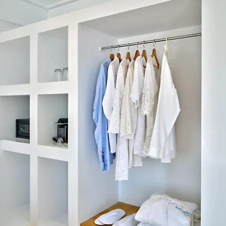 Kanale'S Rooms & Suites-2