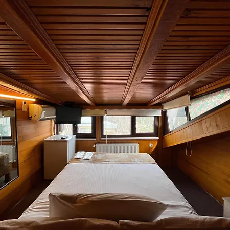 Le Safran Suite Hotel-2