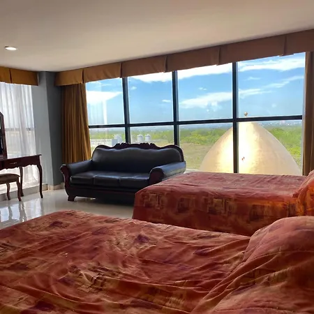 Grand Royal Tampico-2