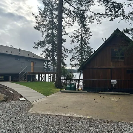 Pender Harbour Resort & Marina-2