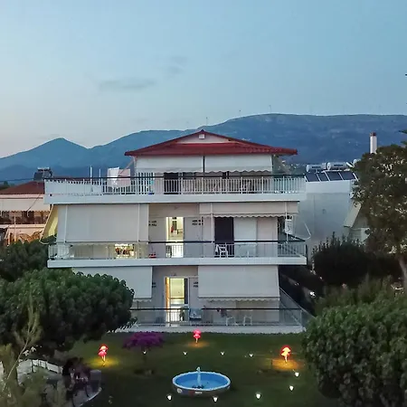 Akrogiali Beach Rooms-3