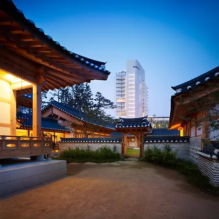 Seamarq Hotel-3