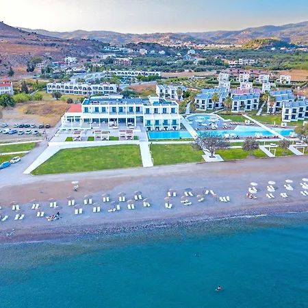 Kamari Beach-2