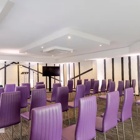 Donnington Manor Hotel-2