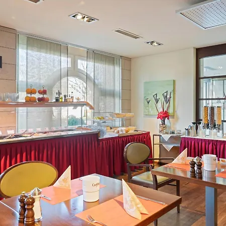 Hotel Conti Dietikon-2