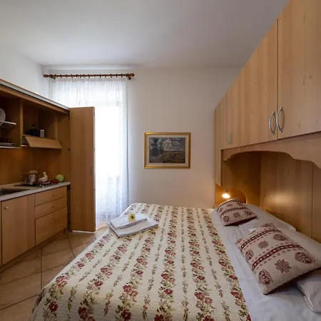 Antica Residenza de Poda-3