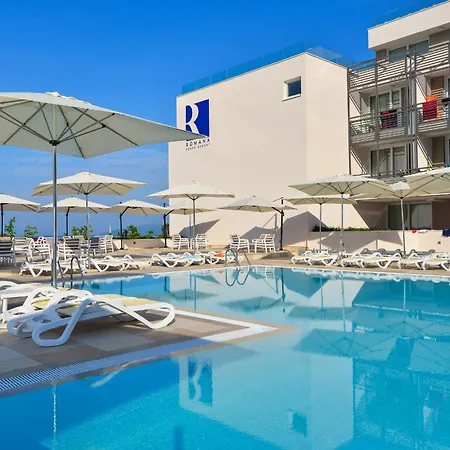 Romana Beach Resort-3