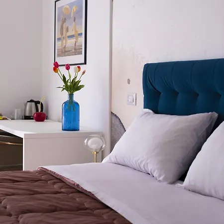 Cas' A Mare - Beachfront Luxury Suites-2