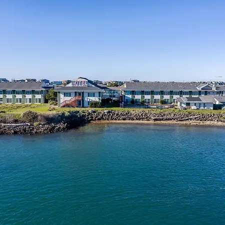 Waldport Bayfront Hotel & Restaurant-2