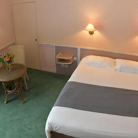Logis Lyon Est Porte de l'Ain-2