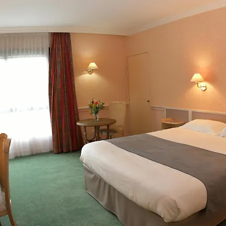 Logis Lyon Est Porte de l'Ain-3