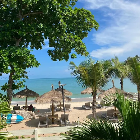 Le Petit Saint Tropez Beach Resort Khanom-3