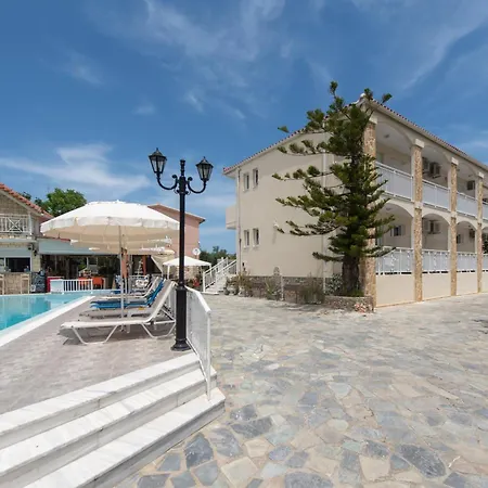 Tsolakis Studios & Apartments-2