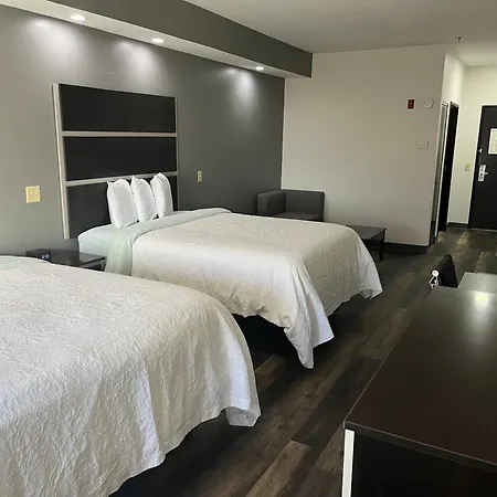 Sonesta Essential Savannah-2