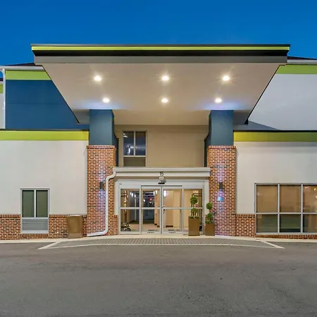 Comfort Inn & Suites Brunswick I-95-3