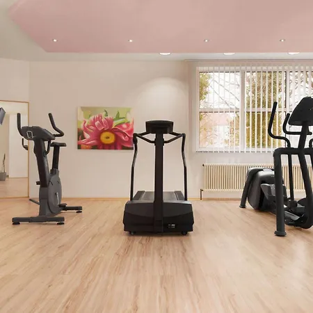 Ramada By Wyndham Bottrop City-3