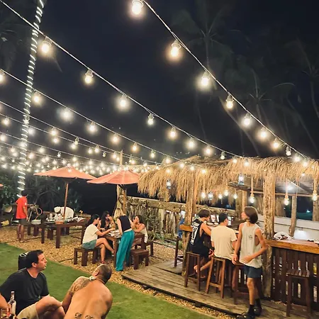 Top Secret Beach Hotel-3